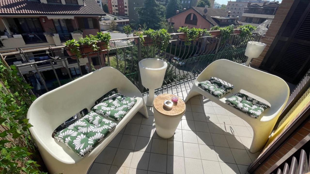 Dehomes - Relax & Business Apartments Buccinasco Luaran gambar