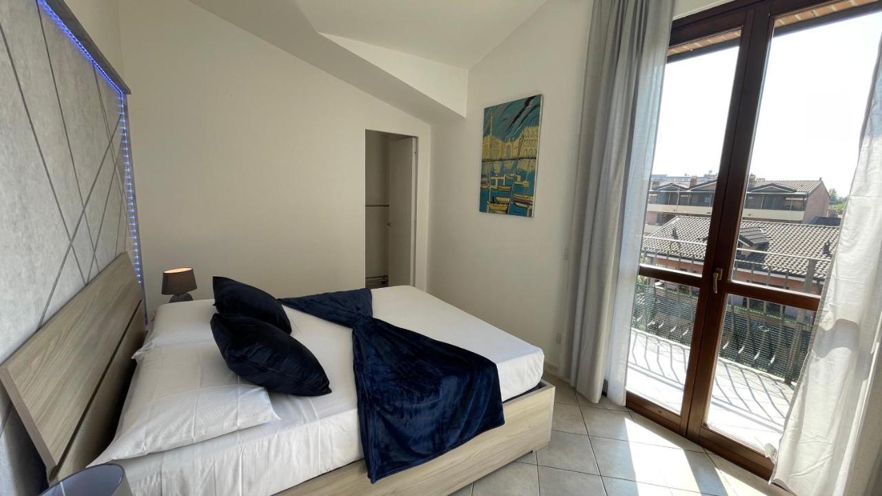 Dehomes - Relax & Business Apartments Buccinasco Luaran gambar