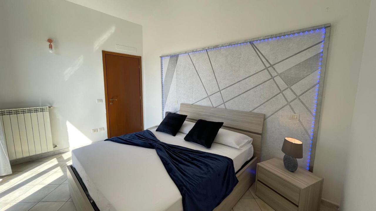 Dehomes - Relax & Business Apartments Buccinasco Luaran gambar