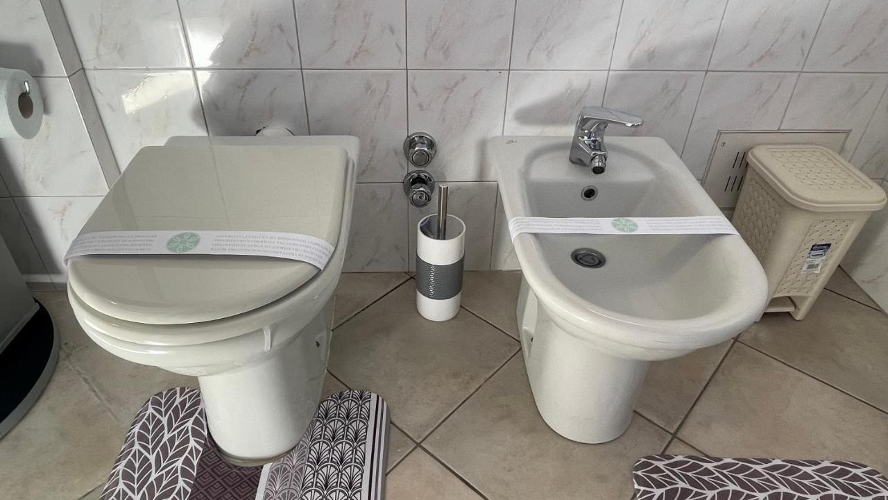 Dehomes - Relax & Business Apartments Buccinasco Luaran gambar