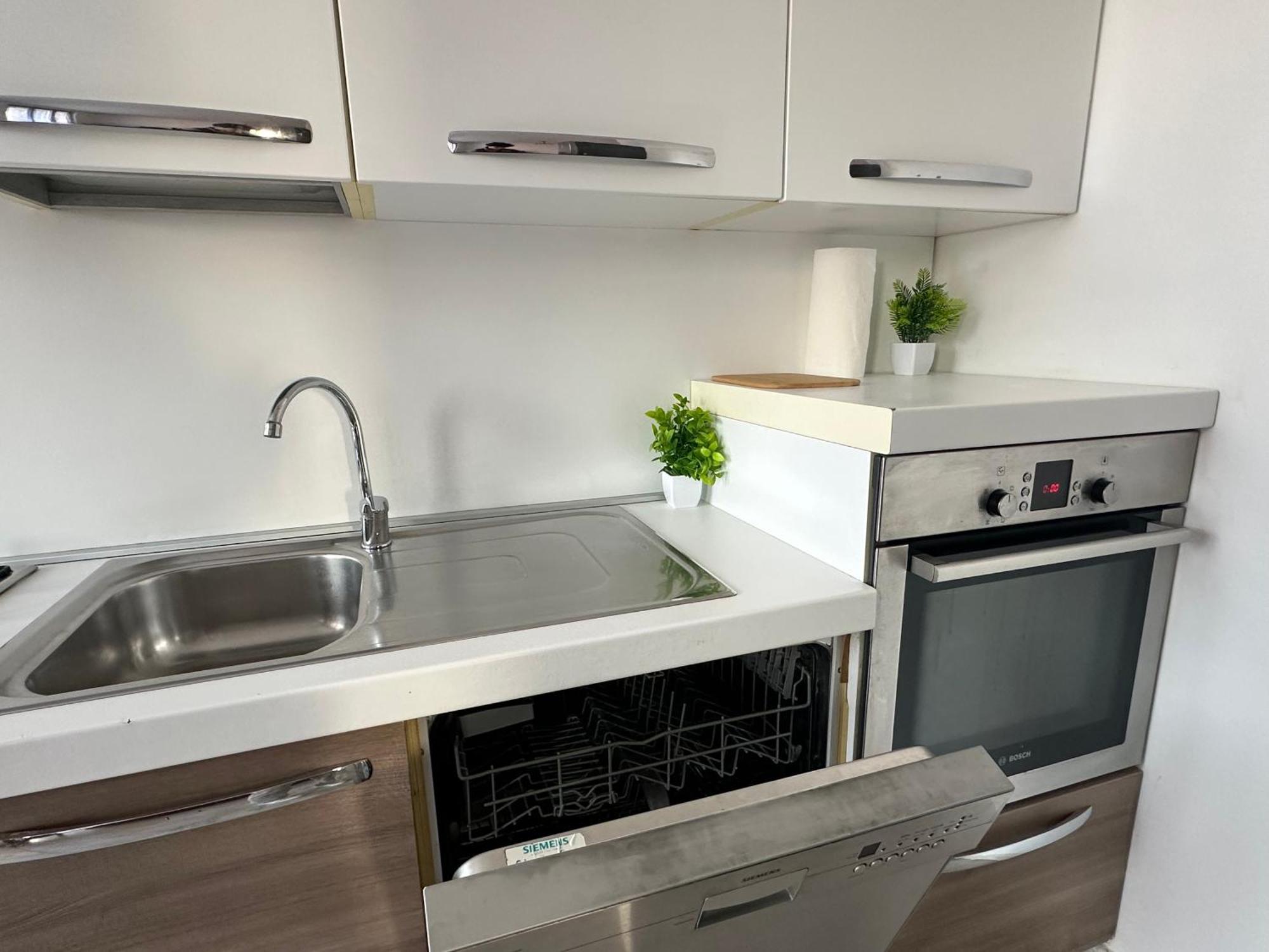 Dehomes - Relax & Business Apartments Buccinasco Luaran gambar